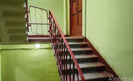 Продажа 2-комн квартиры на вторичном рынке ул Подводника Кузьмина,  д. 1/2