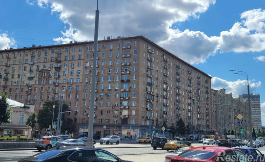 Продажа 3-комн квартиры на вторичном рынке улица Каретный Ряд,  д. 5/10 с2