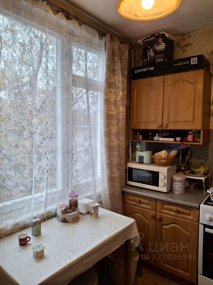 Продажа 2-комн квартиры на вторичном рынке улица Дыбенко, 27К1