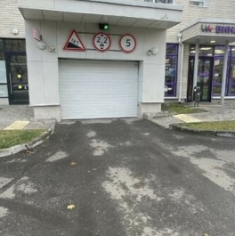 Продажа 3-комн квартиры на вторичном рынке Дмитровка Б. ул,  д. 7/5 с3