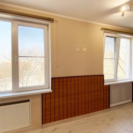 Продажа 4-комн квартиры на вторичном рынке ул Зины Портновой,  д. 44