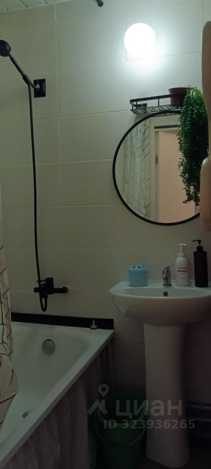 Продажа 1-комн квартиры на вторичном рынке улица Композиторов, 33/5