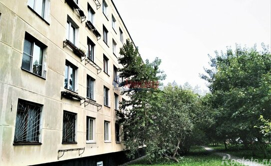 Продажа 4-комн квартиры на вторичном рынке Новаторов б-р,  д. 56