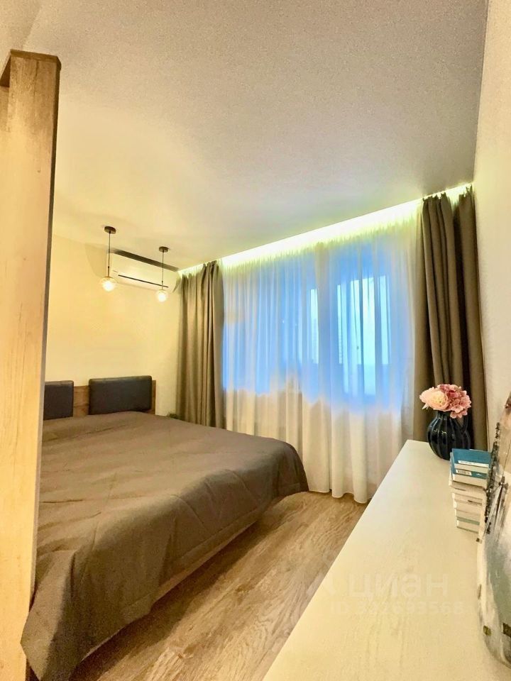 Продажа 2-комн квартиры на вторичном рынке улица Ухтомского Ополчения, 4