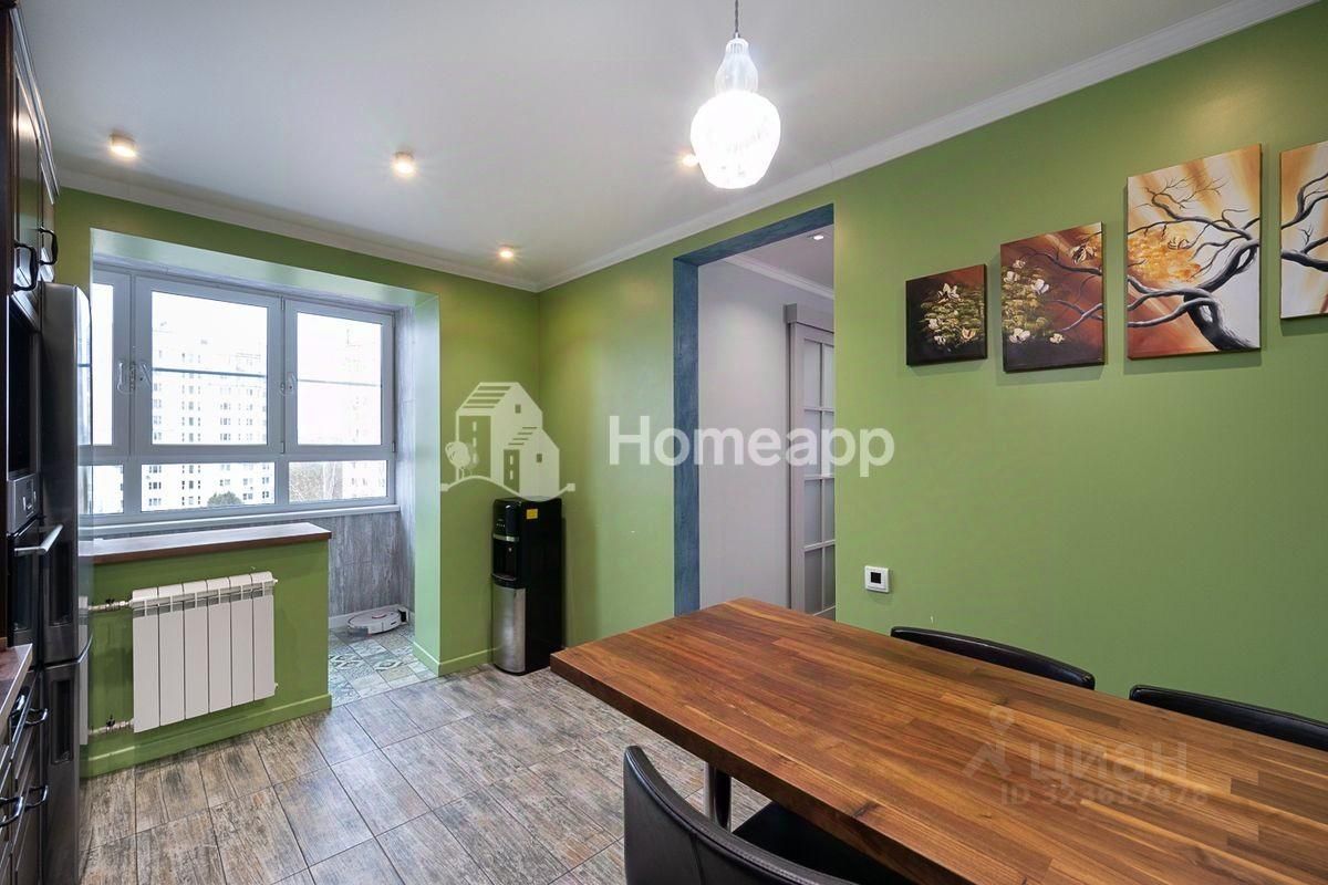 Продажа 2-комн квартиры на вторичном рынке Изюмская улица, 30