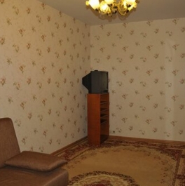 Аренда 2-комн квартиры на вторичном рынке улица Тихомирова,  д. 2