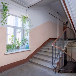 Продажа 3-комн квартиры на вторичном рынке ул Коломенская,  д. 46