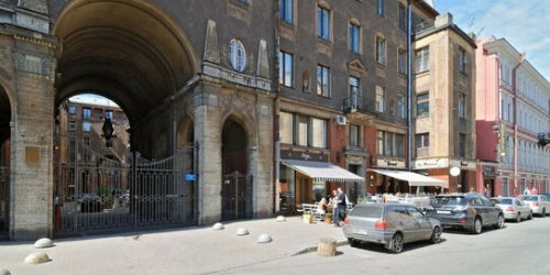 6-комн квартира улица Рубинштейна,  д. 15-17