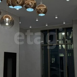 Продажа 4-комн квартиры на вторичном рынке Авиаконструкторов пр-кт,  д. 54