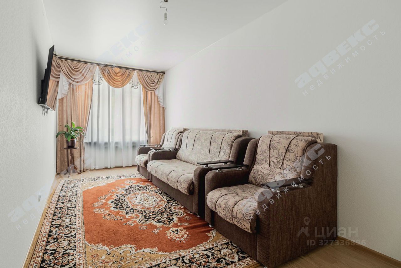Продажа 2-комн квартиры на вторичном рынке пос. Янино-1, улица Голландская, 5к2