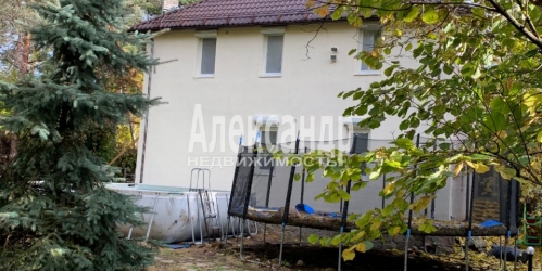 Коттедж/дом Сестрорецк г., Тарховский просп.,  д. 15