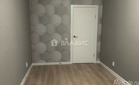 Продажа 2-комн квартиры на вторичном рынке ул Народного Ополчения,  д. 15