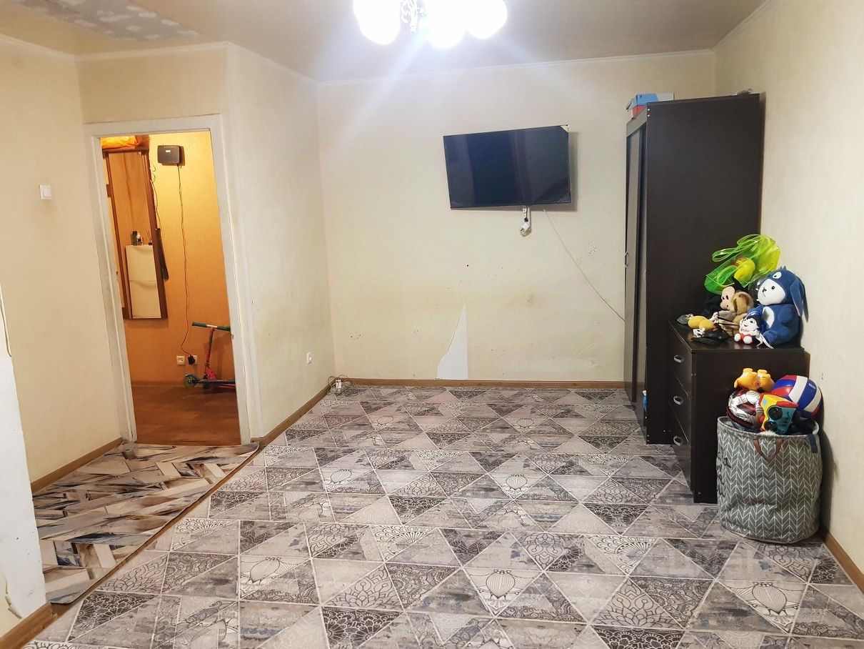 Продажа 2-комн квартиры на вторичном рынке улица Удальцова, 35