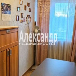 Продажа 6-комн квартиры на вторичном рынке Сенная пл,  д. 13