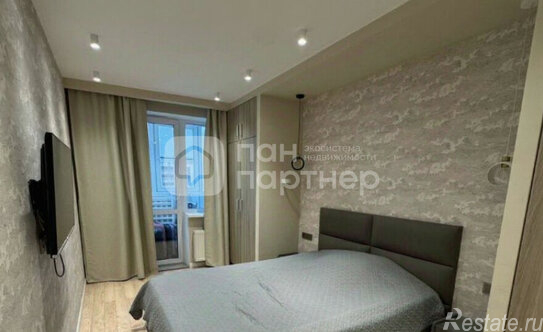 Продажа 2-комн квартиры на вторичном рынке Шушары п, Переведенская (Пулковское) ул,  д. 4,  к. 1 стр 1