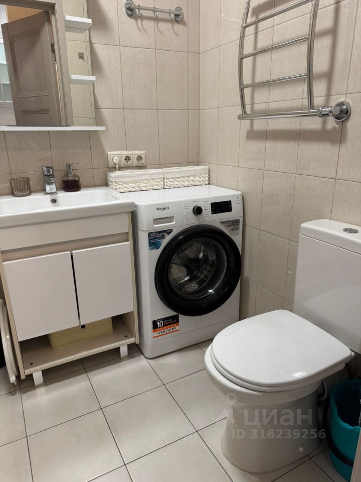 Аренда 1-комн квартиры на вторичном рынке Дегунинская улица, 7