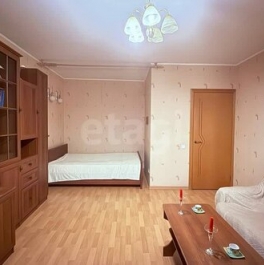 Продажа 1-комн квартиры на вторичном рынке Очаковская Б. ул,  д. 40