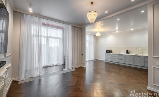 Продажа 2-комн квартиры на вторичном рынке Кандинского ул