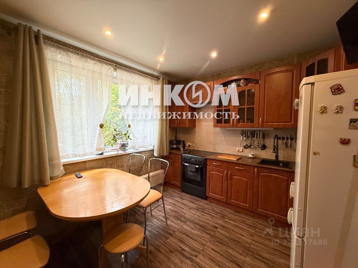 Продажа 3-комн квартиры на вторичном рынке Можайское шоссе, 29
