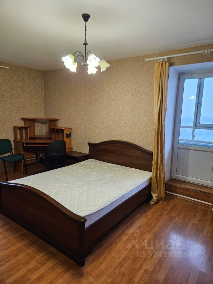 Продажа 1-комн квартиры на вторичном рынке Петергофское шоссе, 17к1