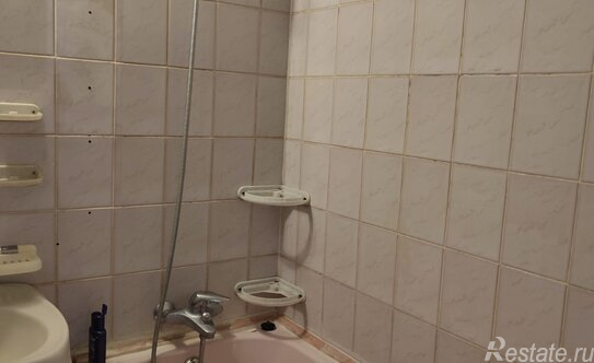 Продажа 3-комн квартиры на вторичном рынке ул Пришвина,  д. 11