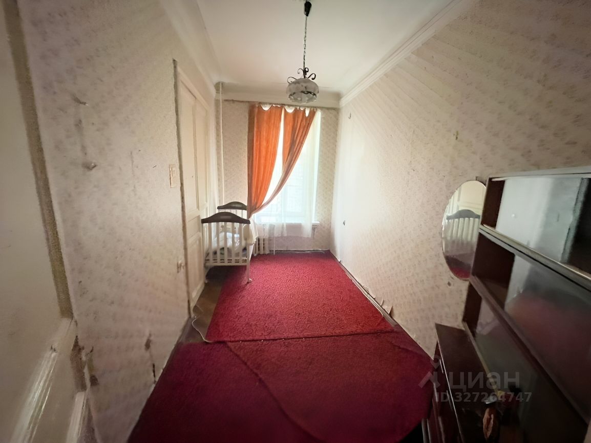 Аренда 3-комн квартиры на вторичном рынке Посадская Б. ул,  д. 10