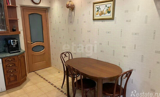 Продажа 3-комн квартиры на вторичном рынке Бухарестская ул,  д. 118 к3