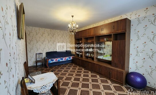 Продажа 3-комн квартиры на вторичном рынке ул Руднева,  д. 27,  к. 1