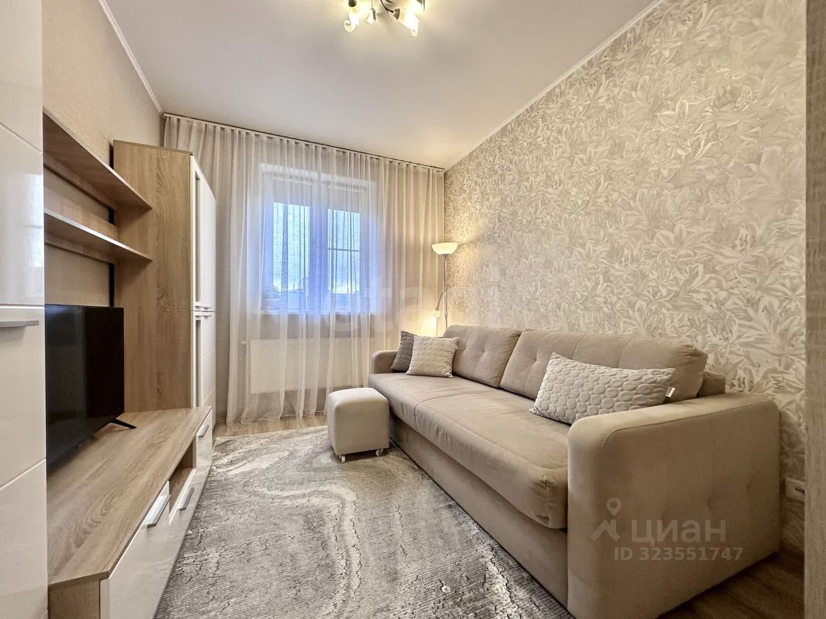 Продажа 2-комн квартиры на вторичном рынке МЖК Изумрудная Долина тер., д. Солманово, улица Лазурная, 19