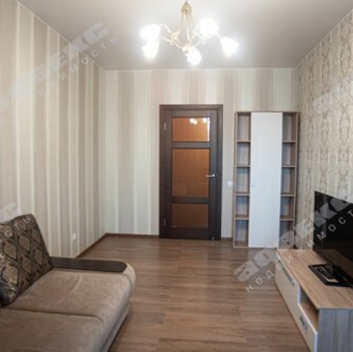 3-комн квартира Камышовая улица