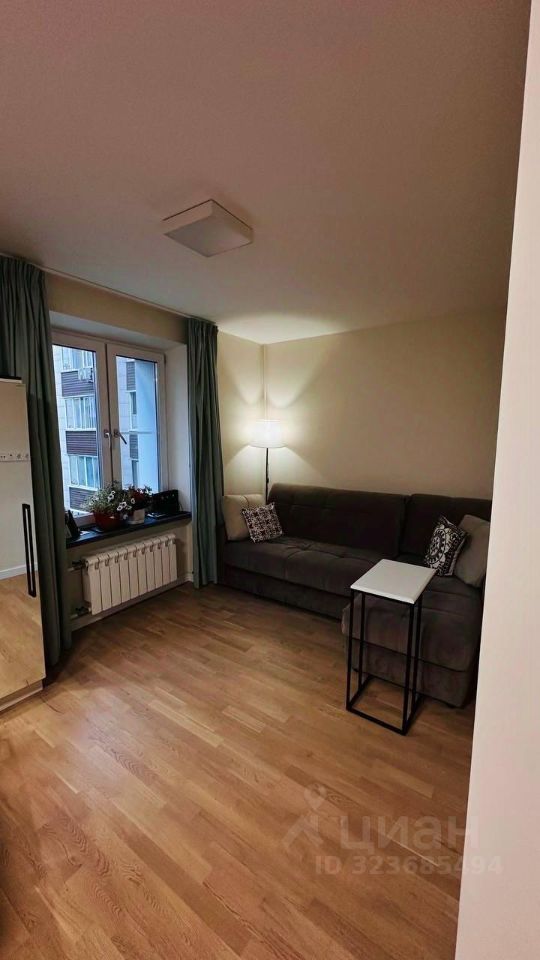 Продажа 2-комн квартиры на вторичном рынке улица Гарибальди, 8К5