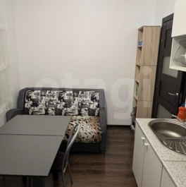 Продажа 1-комн квартиры на вторичном рынке Комендантский пр-кт,  д. 64,  к. 1 стр 1