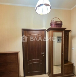 Продажа 4-комн квартиры на вторичном рынке улица Годовикова,  д. 5