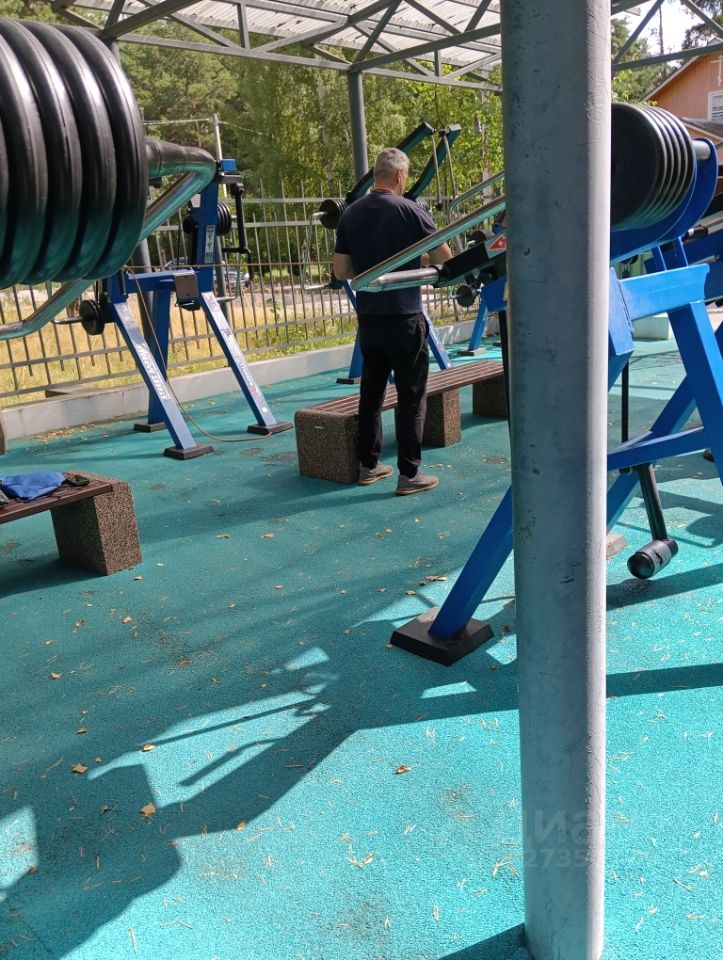 Продажа 3-комн квартиры на вторичном рынке Сосновый Бор, Ленинградская улица, 2