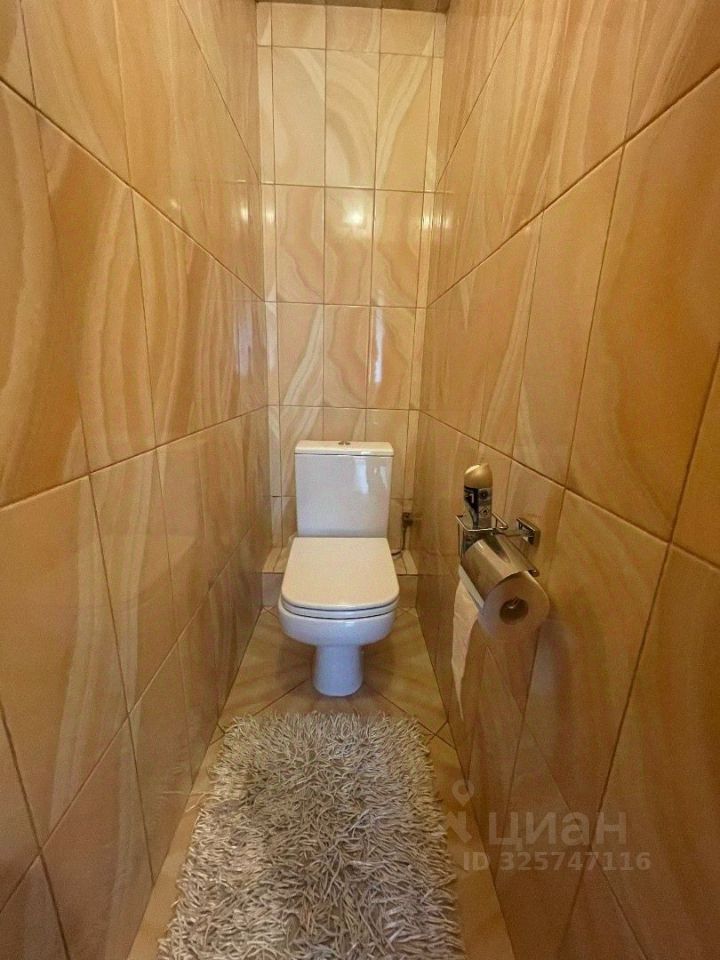 Продажа 2-комн квартиры на вторичном рынке улица Михайлова, 47/10к1