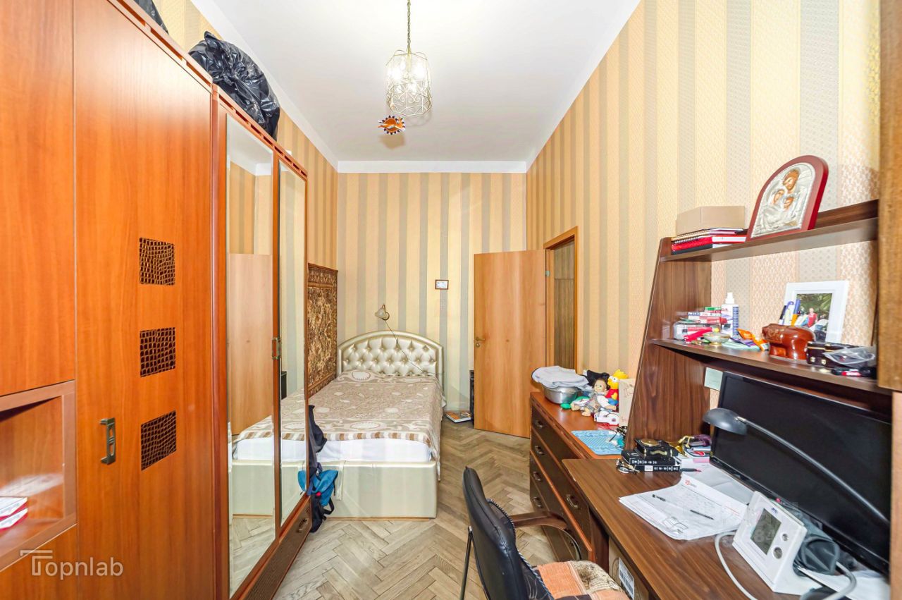 Продажа комнаты проспект Стачек, 74