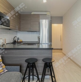 Продажа 1-комн квартиры на вторичном рынке Учительская улица