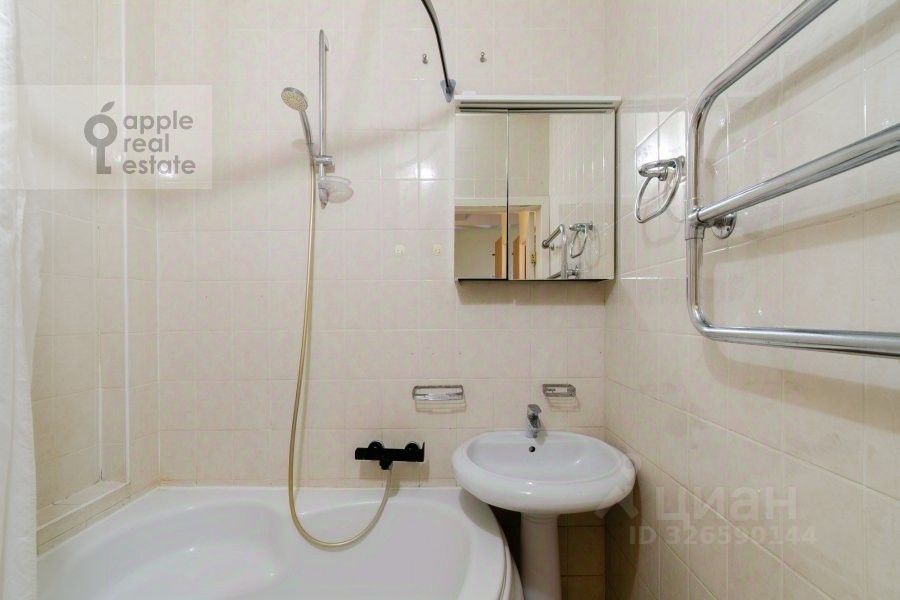 Продажа 3-комн квартиры на вторичном рынке улица Красная Пресня, 9