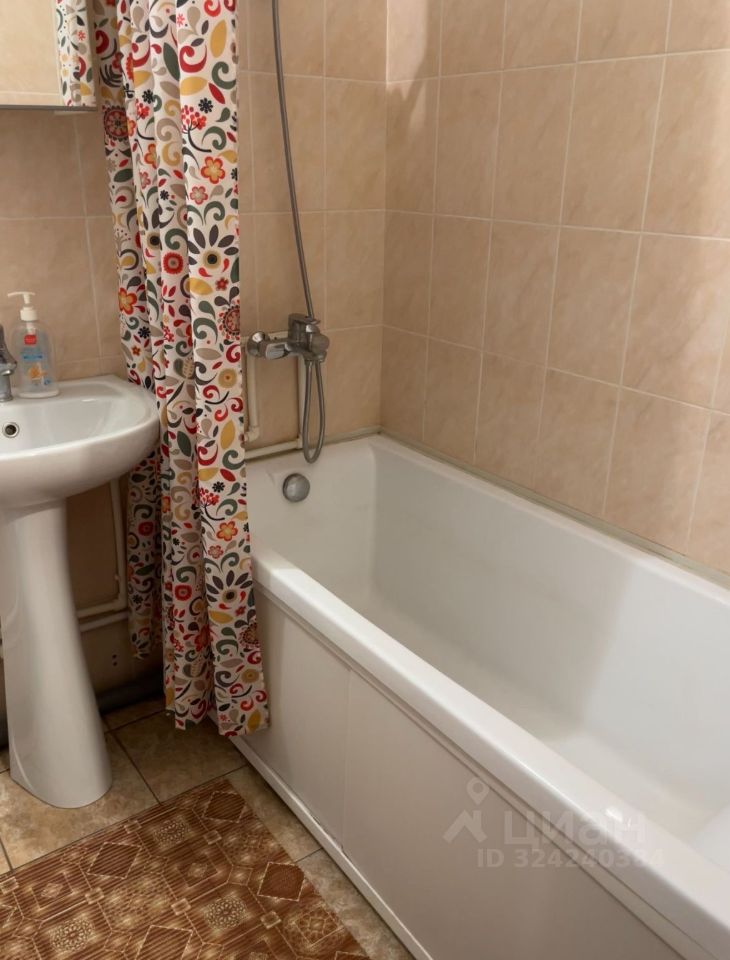 Аренда 1-комн квартиры на вторичном рынке Зенино ЖК Самолет мкр, Люберцы, улица Вертолетная, 14к2