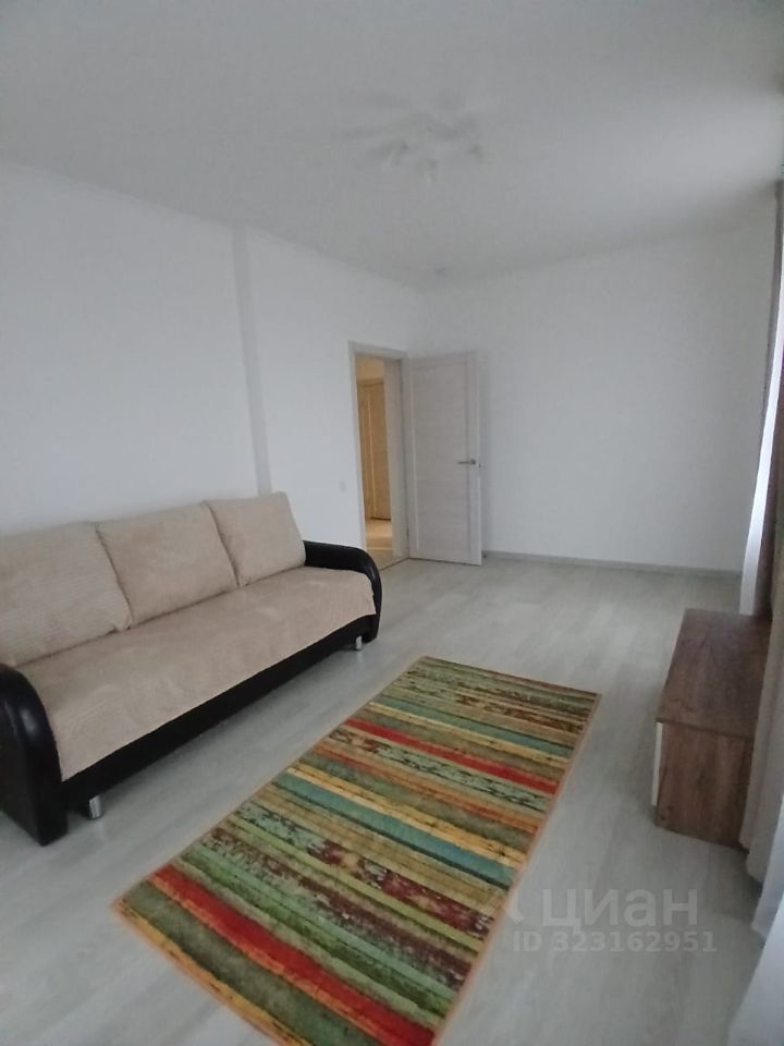 Аренда 2-комн квартиры на вторичном рынке Профсоюзная улица, 33