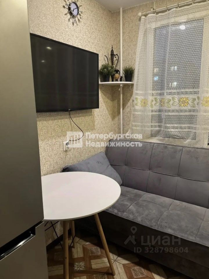 Аренда 2-комн квартиры на вторичном рынке улица Димитрова, 15К2