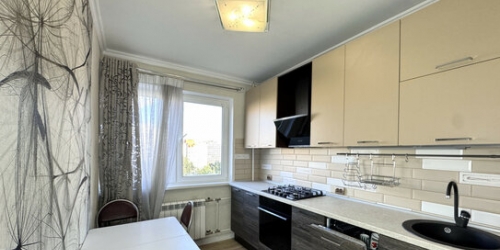 2-комн квартира улица Кораблестроителей,  д. 39