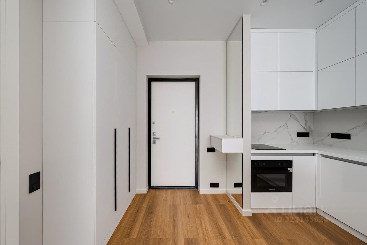 Аренда 2-комн квартиры на вторичном рынке Севастопольский проспект, 22А