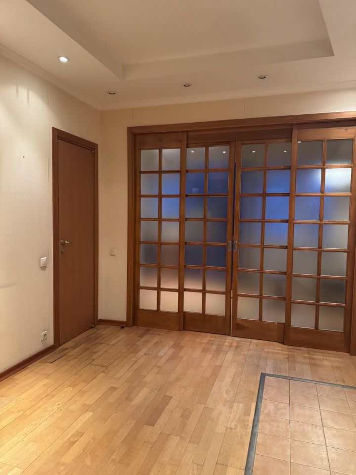 Продажа 3-комн квартиры на вторичном рынке Дружинниковская улица, 11/2