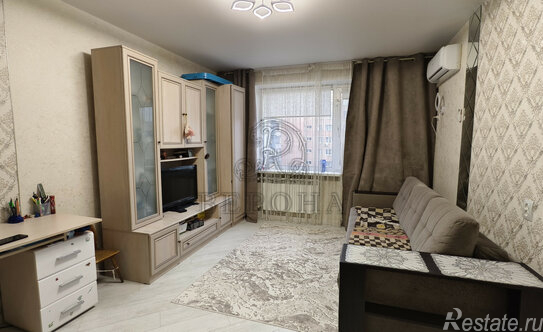 Продажа 3-комн квартиры на вторичном рынке Парковский микрорайон, Северная улица,  д. 10