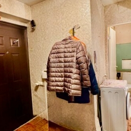 Продажа 3-комн квартиры на вторичном рынке улица Барклая,  д. 16 к4