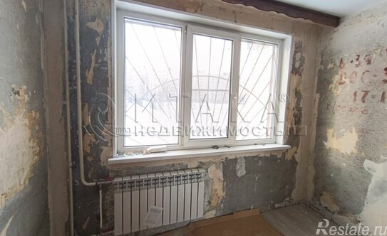 Продажа 2-комн квартиры на вторичном рынке Загребский б-р,  д. 39,  к. 2