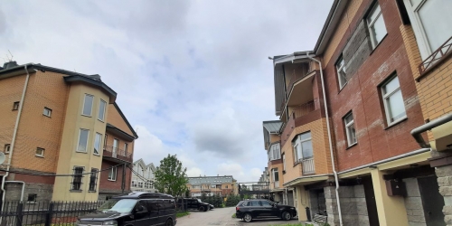 Коттедж/дом Утиная 1-я ул,  д. 19