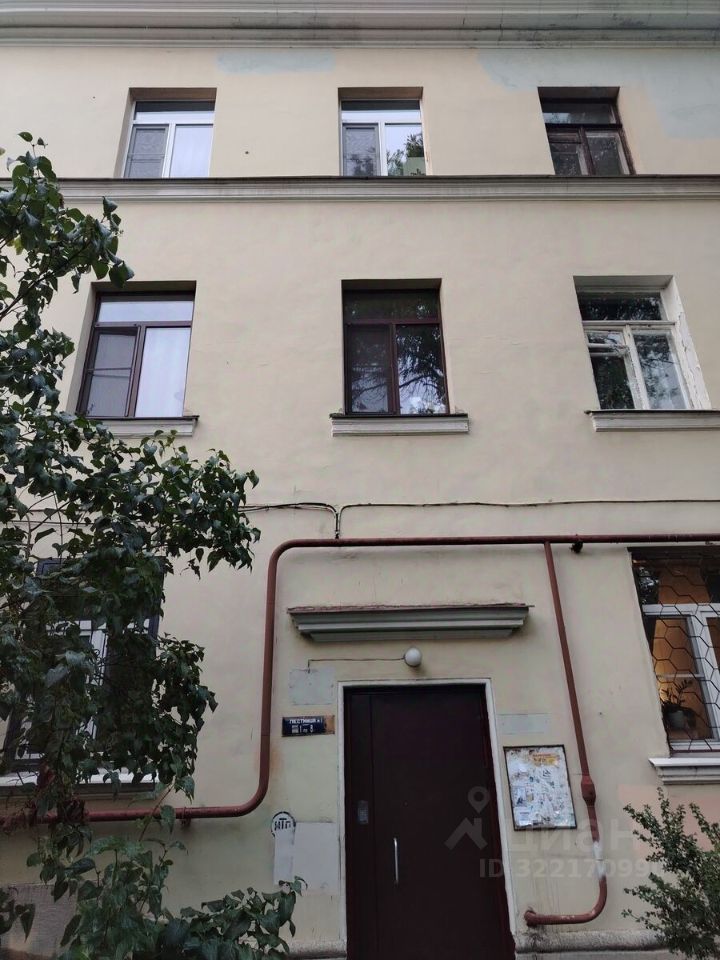 Продажа 2-комн квартиры на вторичном рынке Гаврская улица, 3К1