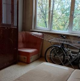 Продажа 3-комн квартиры на вторичном рынке Алма-Атинская улица,  д. 3 к1